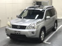 Nissan X-TRAIL лот № 4595 оценка 3.5  с аукциона в Японии 2