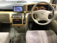 Nissan ELGRAND лот № 3088 оценка R  с аукциона в Японии 4