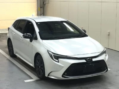 Toyota COROLLA TOURING  с аукциона в Японии