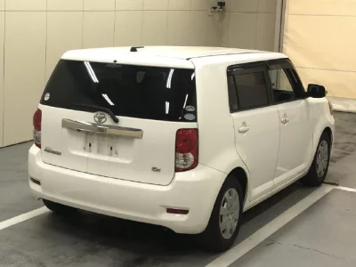 Toyota COROLLA RUMION  с аукциона в Японии