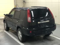 Nissan X-TRAIL лот № 1332 оценка 4  с аукциона в Японии 1