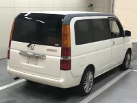 Honda STEP WAGON лот № 1461 оценка 3.5  с аукциона в Японии 3