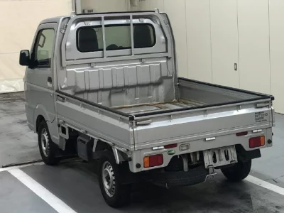 Nissan CLIPPER TRUCK  с аукциона в Японии