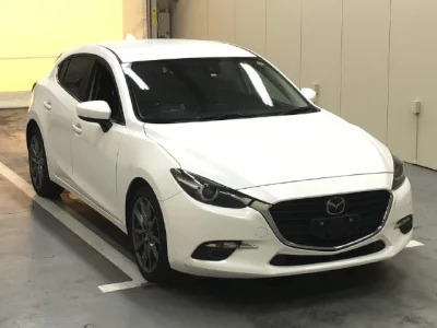 Mazda AXELA  с аукциона в Японии