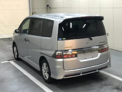 Honda STEP WAGON