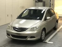 Honda FIT лот № 1428 оценка 3.5  с аукциона в Японии 2