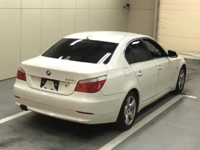 BMW 5-Series  с аукциона в Японии