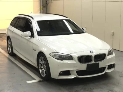 BMW 5-Series  с аукциона в Японии