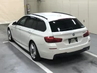 BMW 5-Series лот № 5642 оценка 4  с аукциона в Японии 1