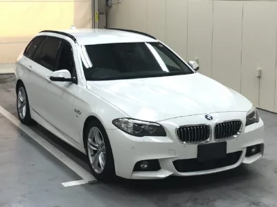 BMW 5-Series  с аукциона в Японии