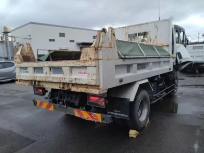 Isuzu Forward