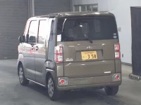 Toyota PIXIS MEGA лот № 4016 оценка 3.5  с аукциона в Японии 1