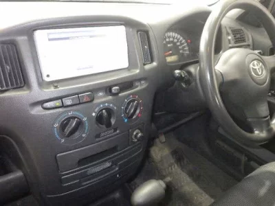 Toyota SUCCEED  с аукциона в Японии