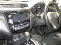 Nissan X-TRAIL лот № 4625 оценка 3.5  с аукциона в Японии 2