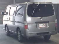 Nissan CARAVAN VAN лот № 708 оценка R  с аукциона в Японии 1
