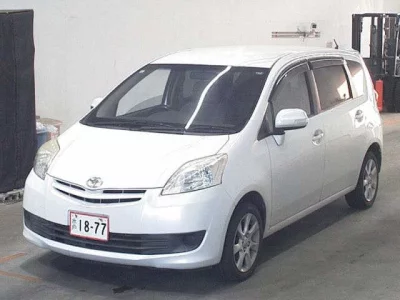 Toyota Passo Sette