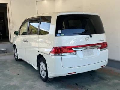 Honda STEP WAGON  с аукциона в Японии