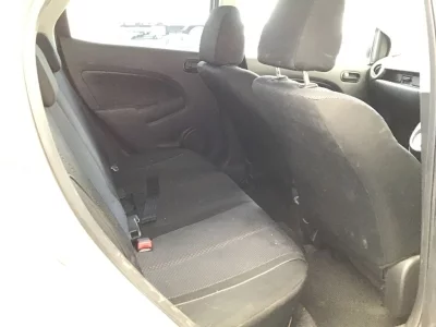 Mazda DEMIO  с аукциона в Японии