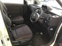 Toyota PORTE лот № 7552 оценка 3.5  с аукциона в Японии 3