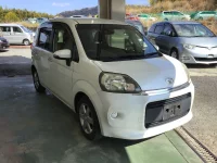 Toyota PORTE лот № 7552 оценка 3.5  с аукциона в Японии 1