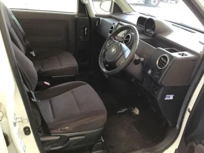 Toyota PORTE  с аукциона в Японии