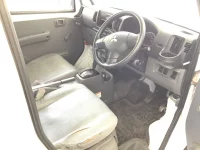 Mitsubishi MINICAB VAN лот № 5020 оценка R  с аукциона в Японии 3