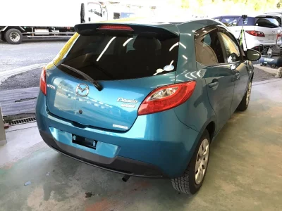Mazda DEMIO