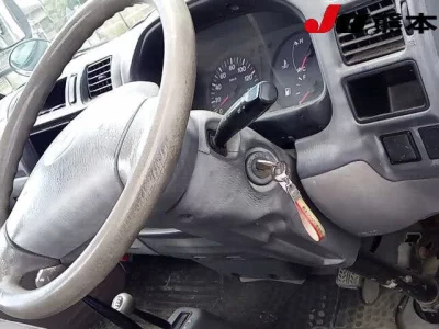 Mazda BONGO  с аукциона в Японии