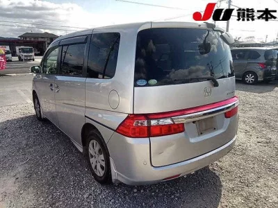 Honda STEP WAGON