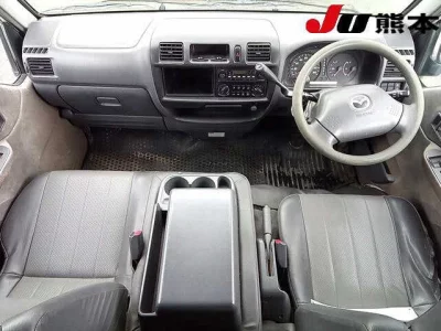 Mazda BONGO VAN