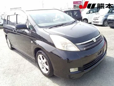 Toyota ISIS