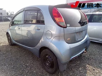 Mitsubishi I