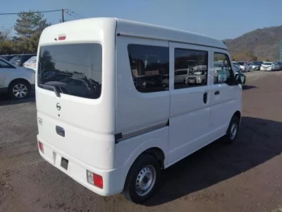 Nissan NV100 CLIPPER