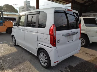 Honda N BOX