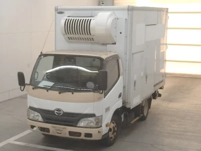 Hino DUTRO  с аукциона в Японии