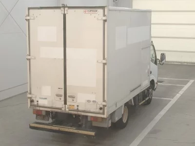 Hino DUTRO  с аукциона в Японии