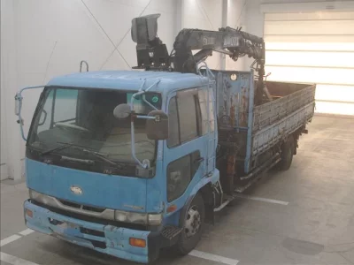 Nissan CONDOR