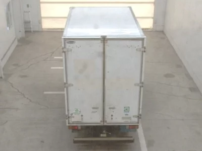 Toyota DYNA  с аукциона в Японии