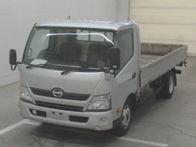 Hino DUTRO  с аукциона в Японии