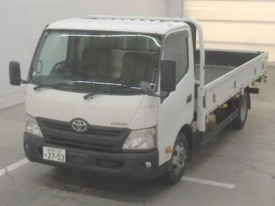 Toyota DYNA  с аукциона в Японии