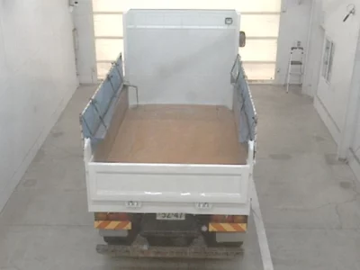 Isuzu TRUCK  с аукциона в Японии