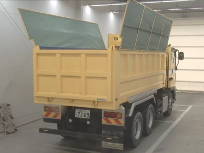 Isuzu TRUCK  с аукциона в Японии