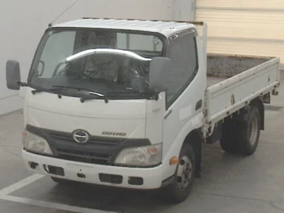 Hino DUTRO  с аукциона в Японии