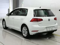 Volkswagen Golf лот № 38063 оценка 4.5  с аукциона в Японии 5