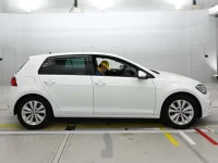 Volkswagen Golf лот № 38063 оценка 4.5  с аукциона в Японии 2