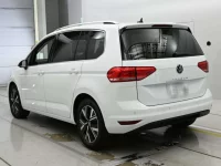 Volkswagen GOLF TOURAN лот № 38107 оценка 5  с аукциона в Японии 5