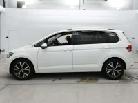 Volkswagen GOLF TOURAN лот № 38107 оценка 5  с аукциона в Японии 3