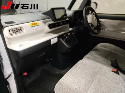 Daihatsu MOVE CANBUS  с аукциона в Японии