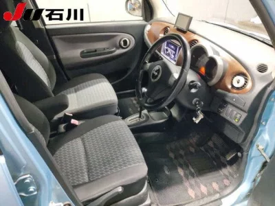 Daihatsu MIRA  с аукциона в Японии