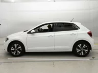 Volkswagen Polo лот № 38112 оценка 4.5  с аукциона в Японии 3